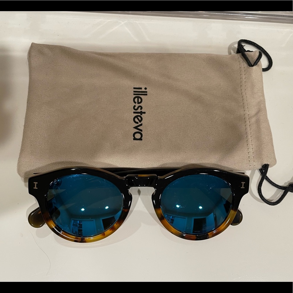 Illesteva sunglasses